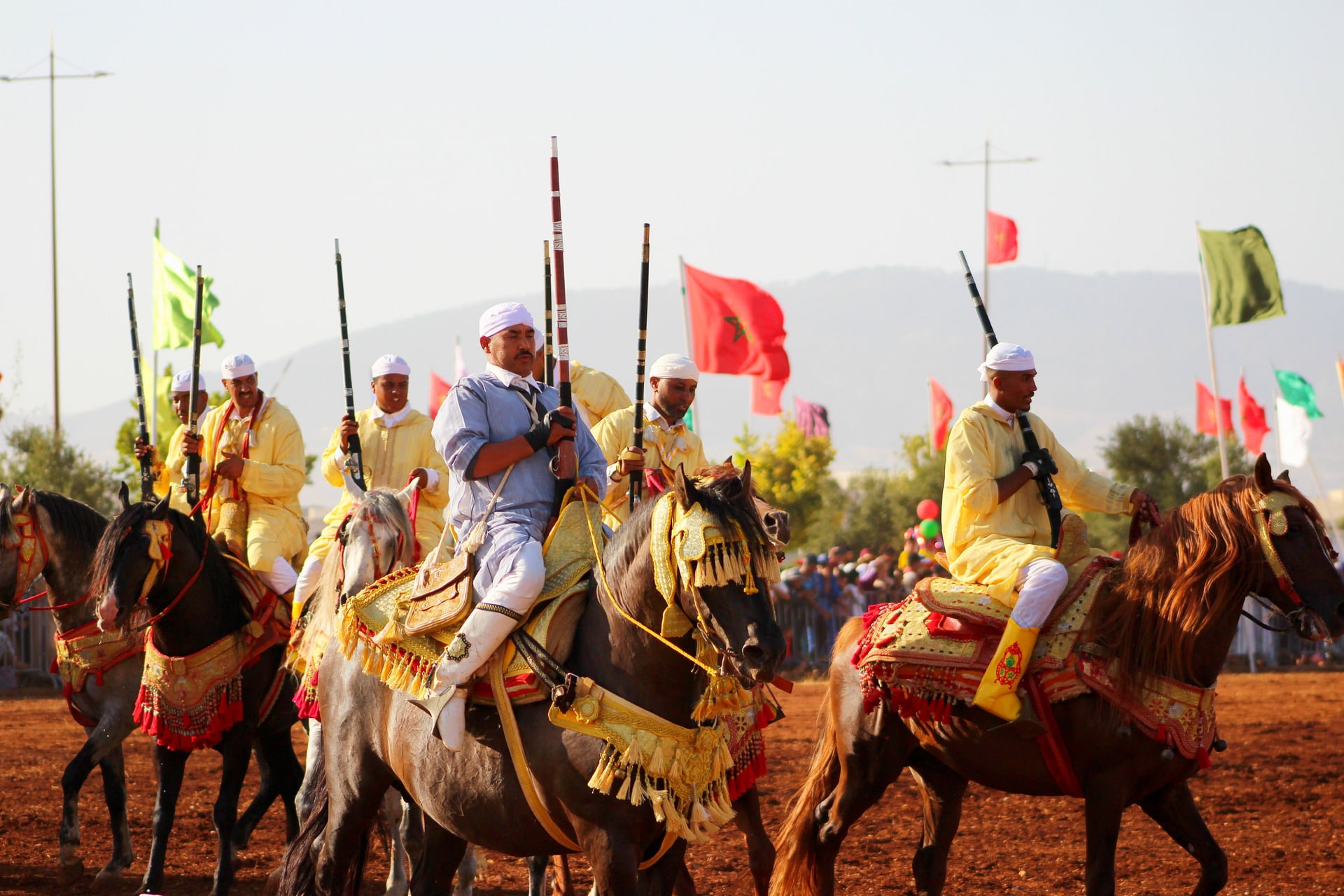 عشاء وعرض الفنتازيا